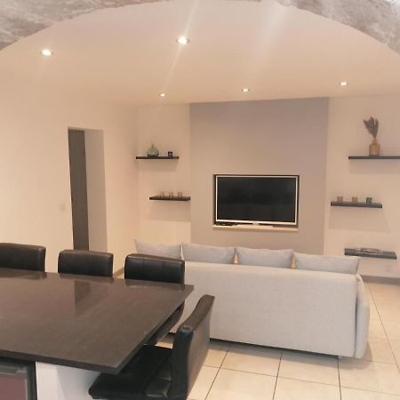 Appartement Paisible Entre Terre Et Mer Cabrieres  Εξωτερικό φωτογραφία